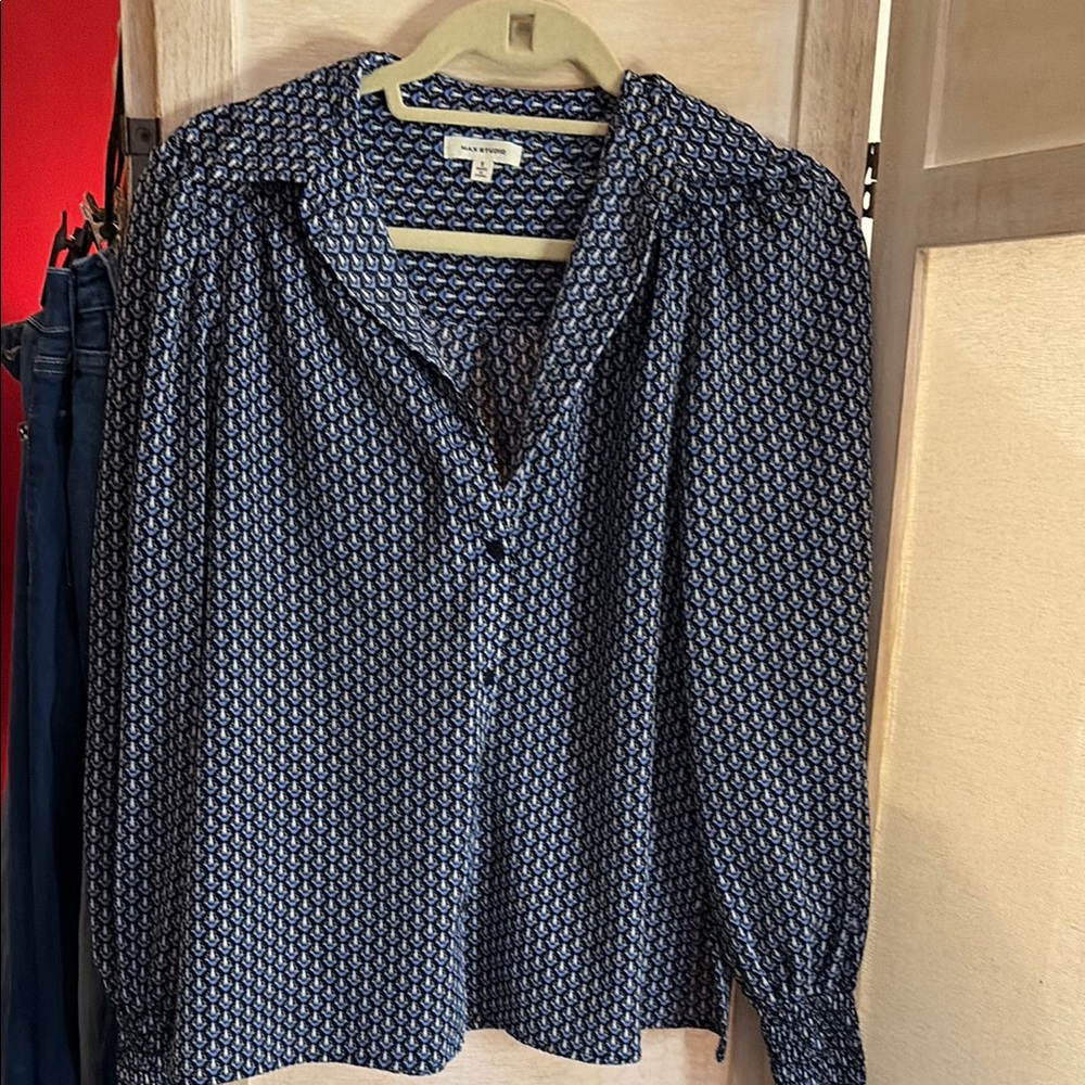 Max Studio Navy and White Printed Long-Sleeve Blouse